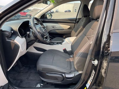 2022 Hyundai TUCSON SE