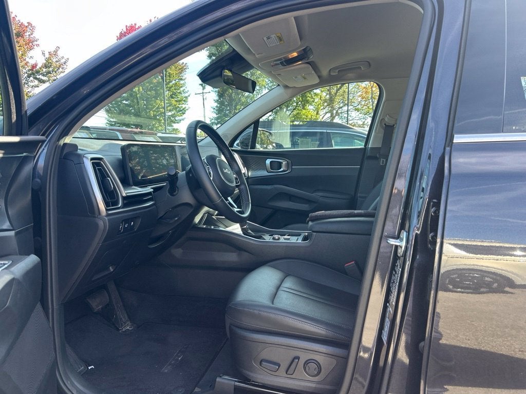2025 Kia Sorento EX