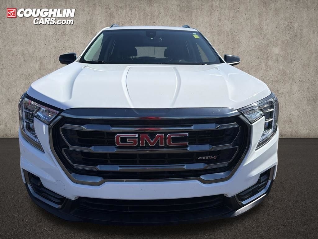 2024 GMC Terrain AT4