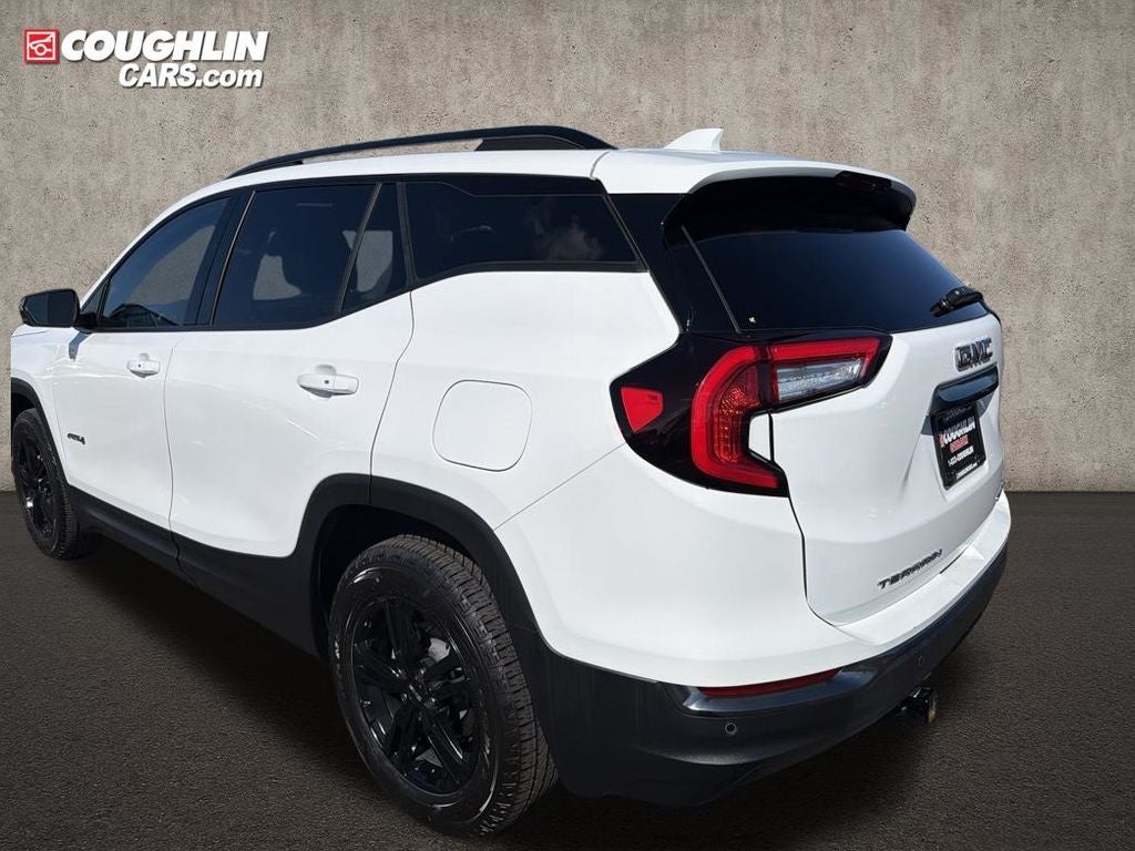 2024 GMC Terrain AT4