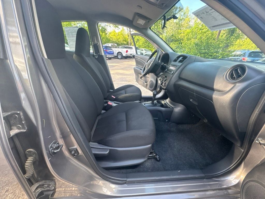 2016 Nissan Versa 1.6 S Plus
