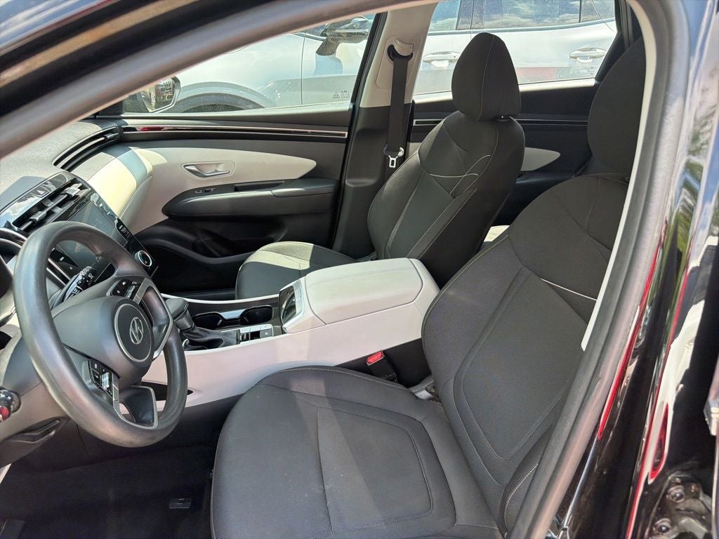 2022 Hyundai TUCSON SE