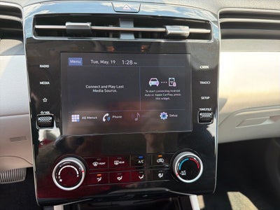 2022 Hyundai TUCSON SE