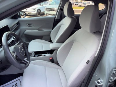 2025 Hyundai KONA SEL