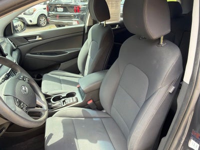 2020 Hyundai TUCSON SE