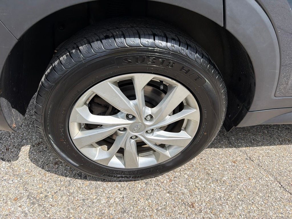2020 Hyundai TUCSON SE