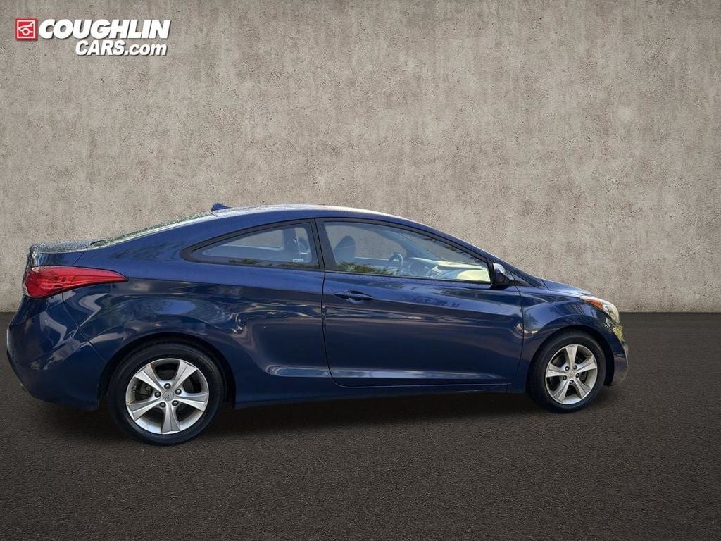 2013 Hyundai ELANTRA GS