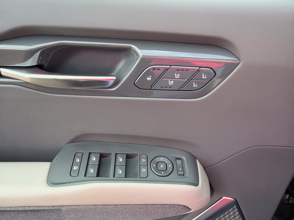 2024 Kia EV9 Land