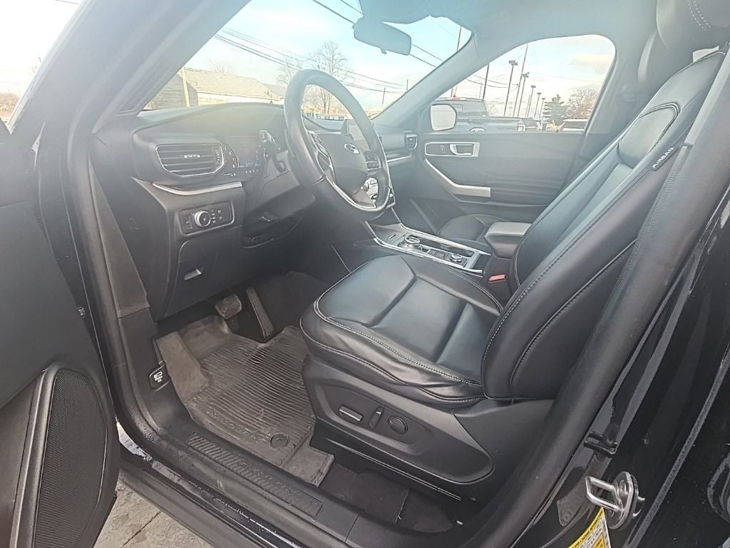 2021 Ford Explorer XLT