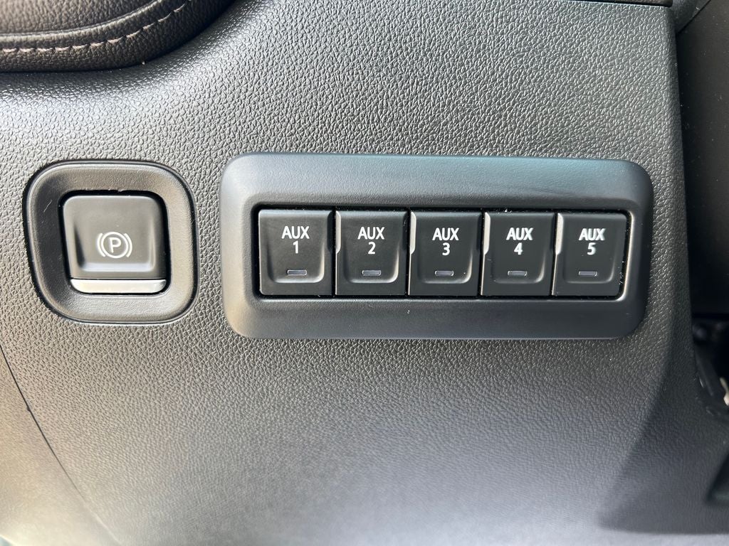 2023 Chevrolet Silverado 3500HD LTZ DRW