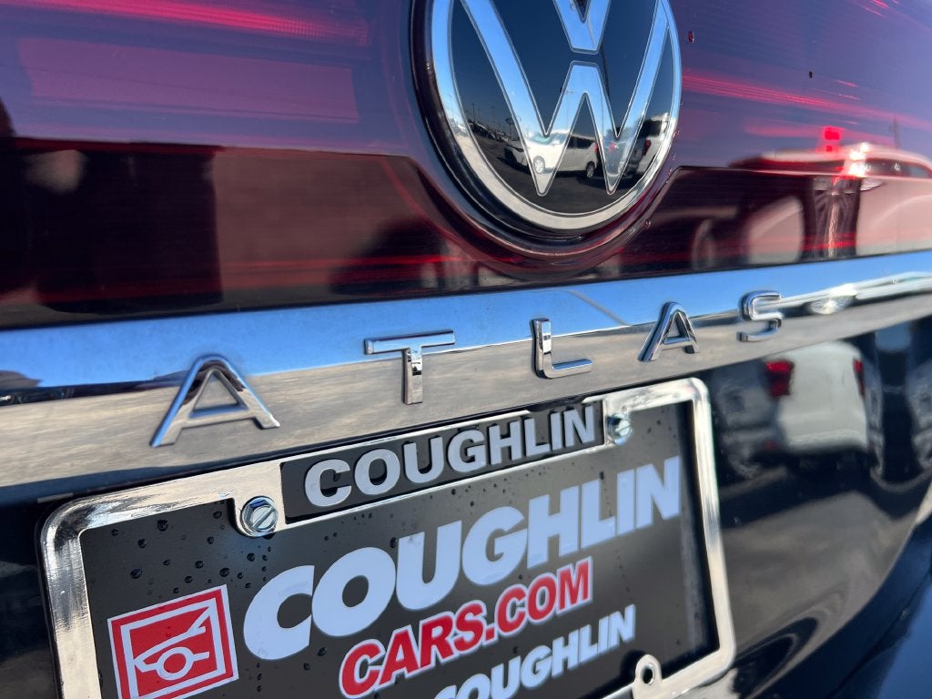 2025 Volkswagen Atlas 2.0T SEL Premium R-Line