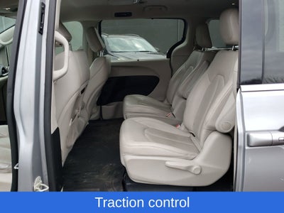 2019 Chrysler Pacifica Hybrid Touring L