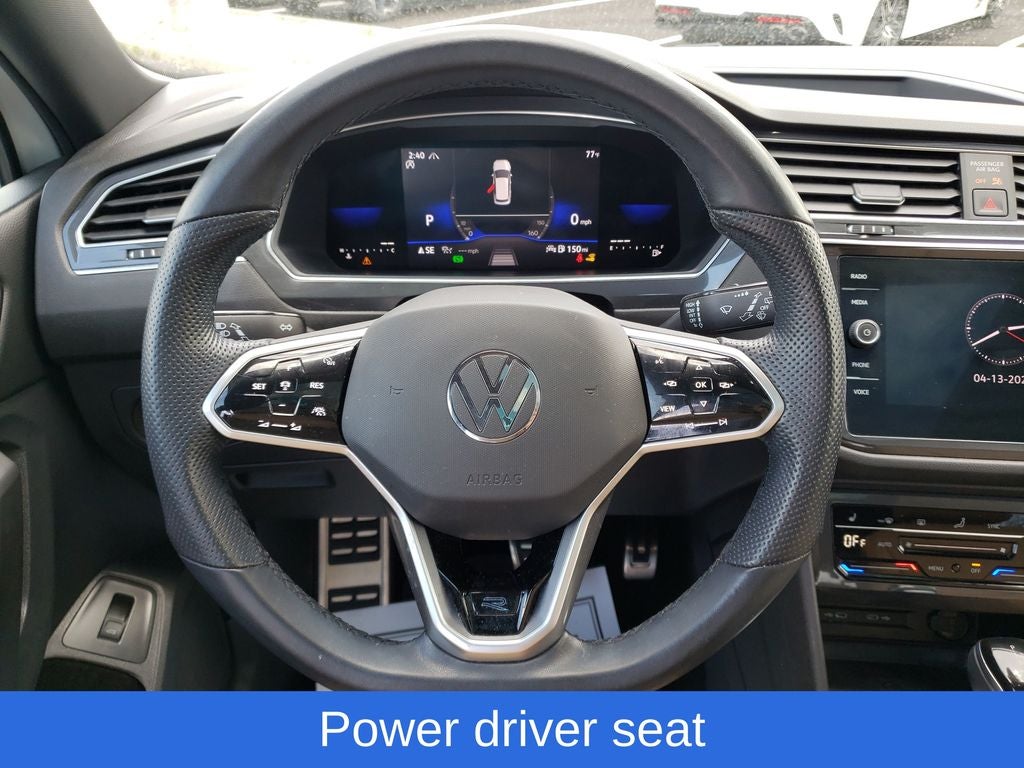 2022 Volkswagen Tiguan SE R-Line Black