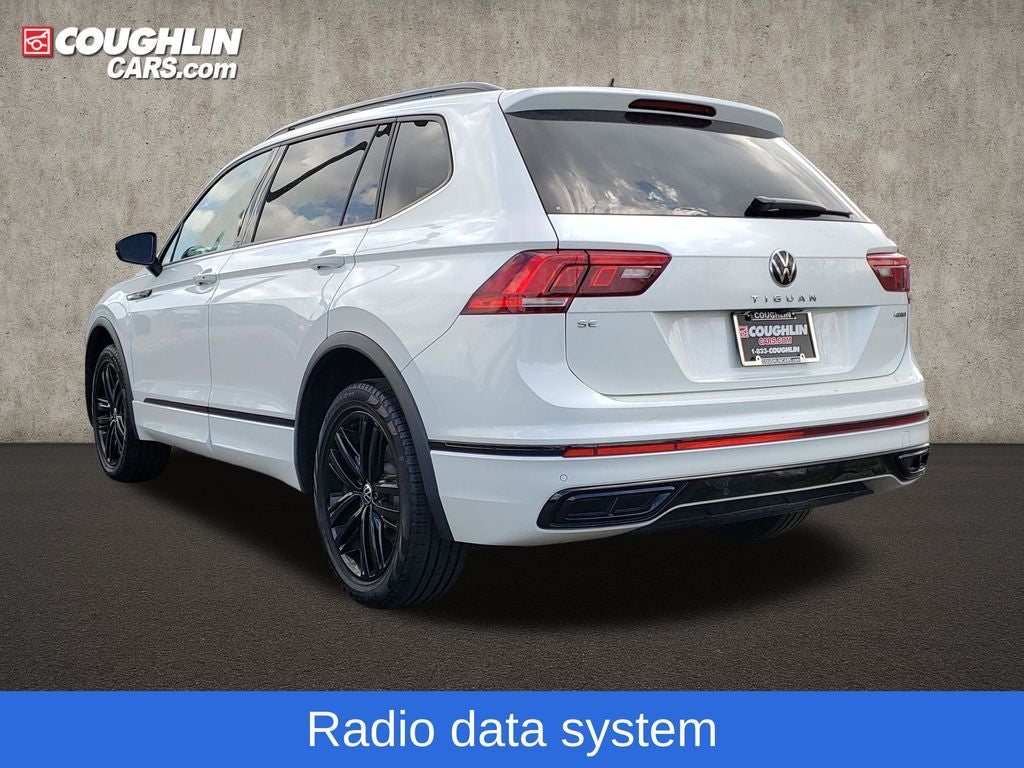 2022 Volkswagen Tiguan SE R-Line Black