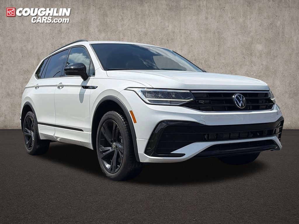 2024 Volkswagen Tiguan SE R-Line Black