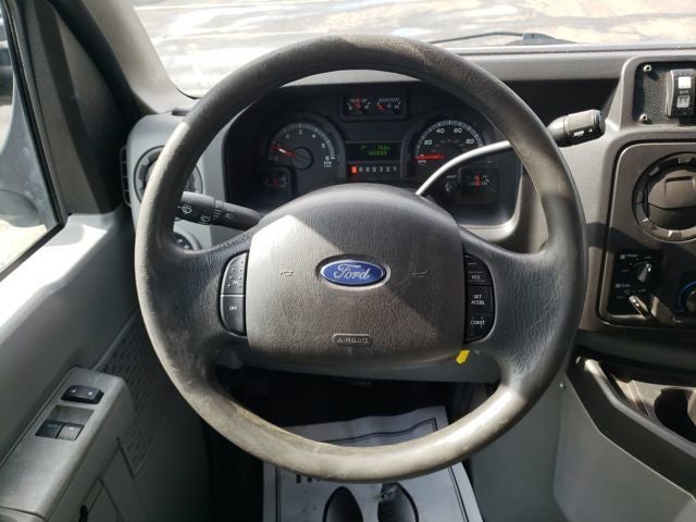 2011 Ford E-350SD Base Cutaway