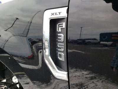 2022 Ford F-350SD XLT DRW