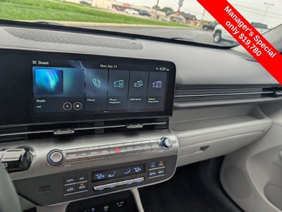 2024 Hyundai KONA SEL