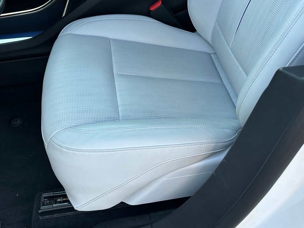 2024 Cadillac LYRIQ Sport 2