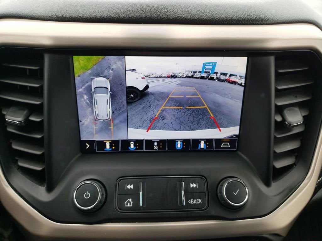 2020 GMC Acadia Denali