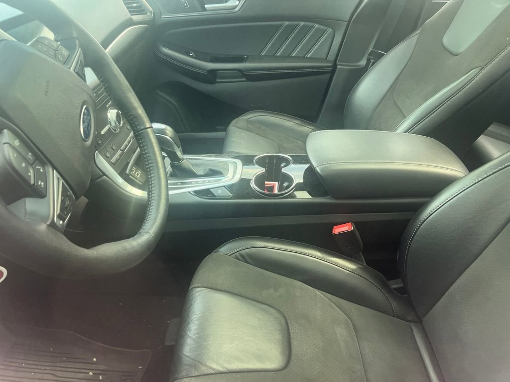 2017 Ford Edge Sport