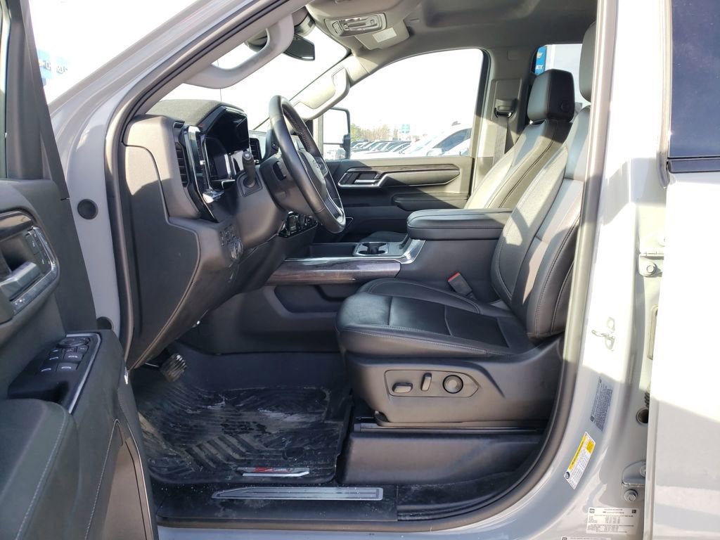 2024 Chevrolet Silverado 3500 HD LTZ