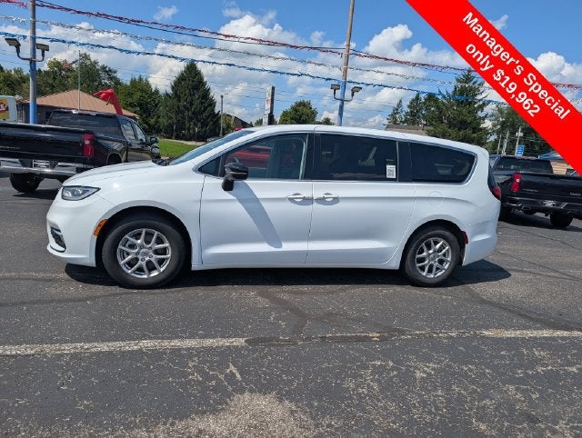2024 Chrysler Pacifica Touring L