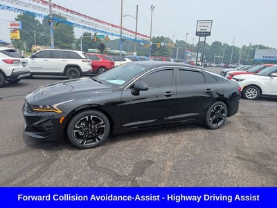 2024 Kia K5 GT-Line
